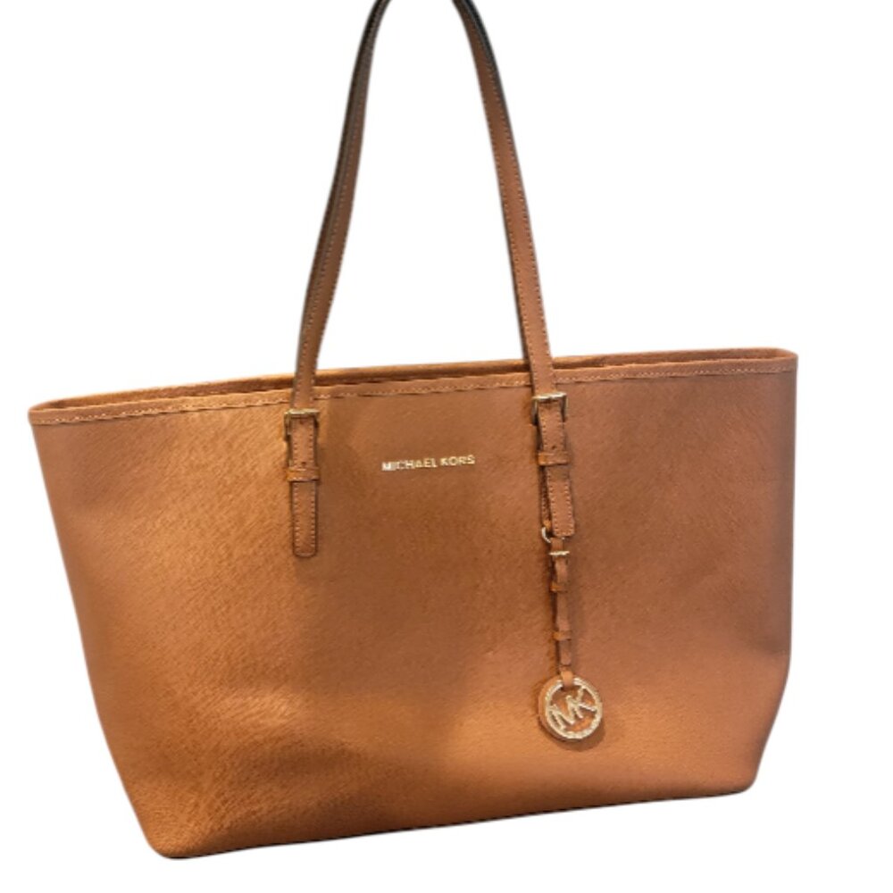 MICHAEL KORS JET SET TRAVEL TOTE in ACORN Brown Leather - Picture 2 of 16